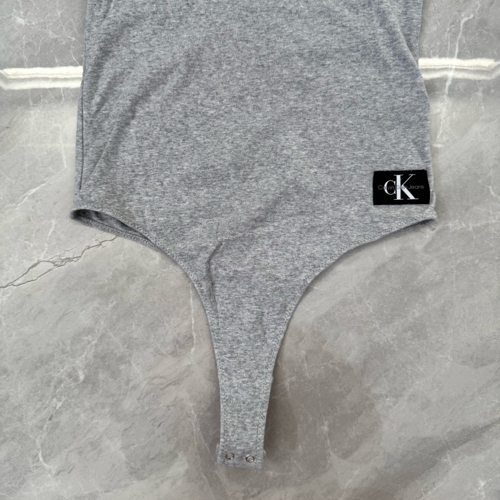 Women’s Calvin Klein Jeans Mock Neck Sleeveless Bodysuit Basic Base Layer XS - Picture 4 of 14